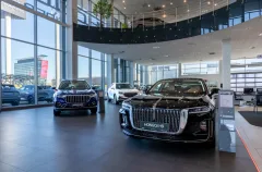 Hongqi Мэйджор Север — фото 4