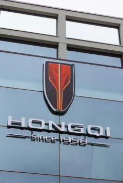 Hongqi Авилон Легенда — фото 5