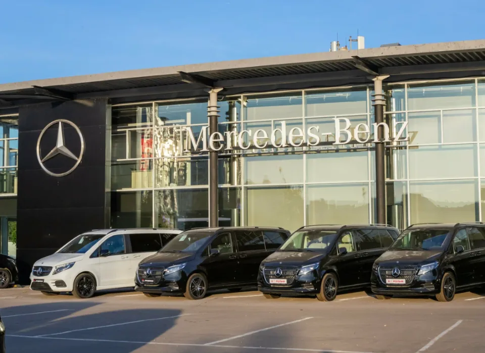 Звезда Столицы Варшавка Mercedes-Benz
