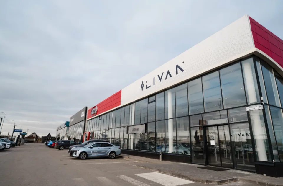 Дакар Livan